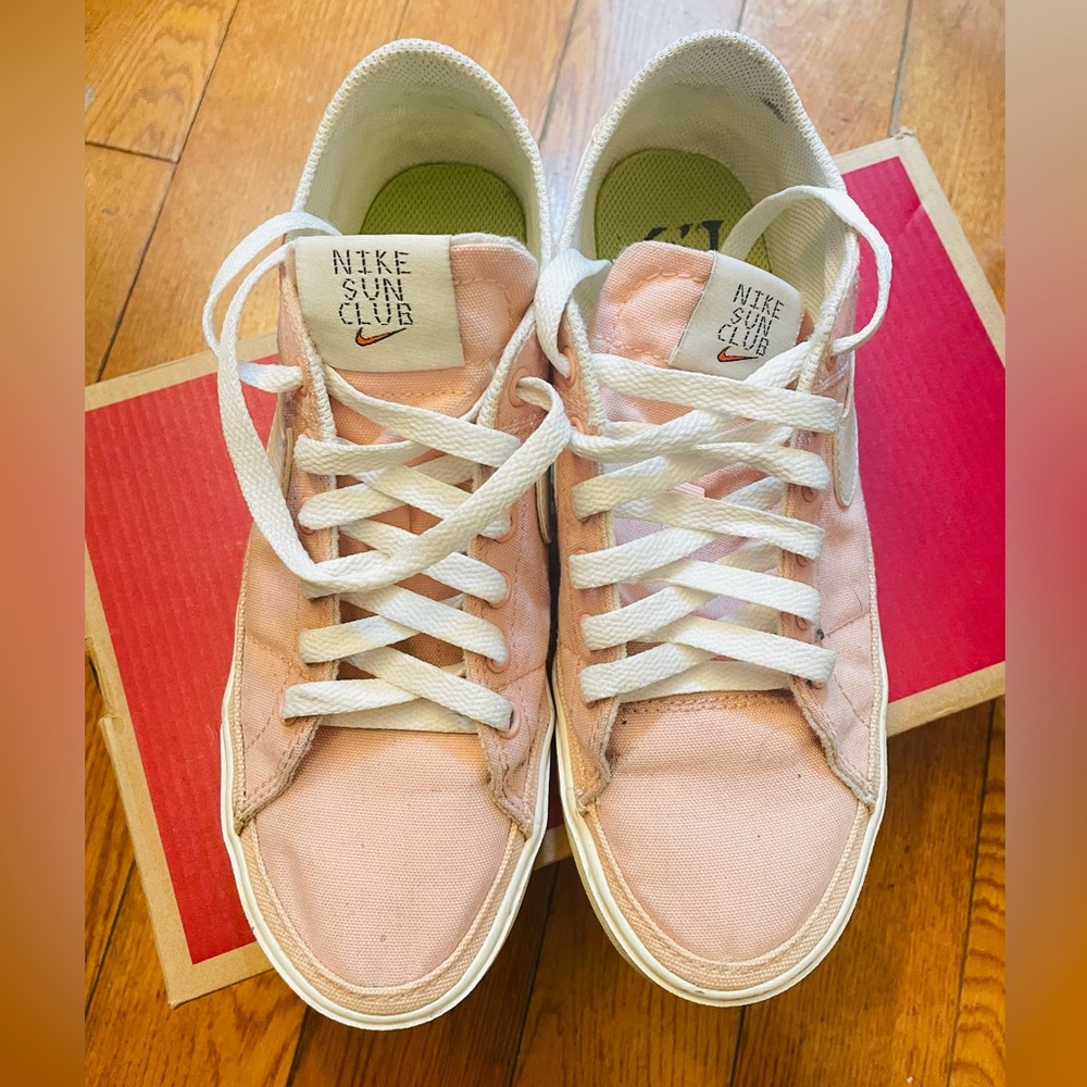 Nike shoes, pink, Nike Sun Club, size 7